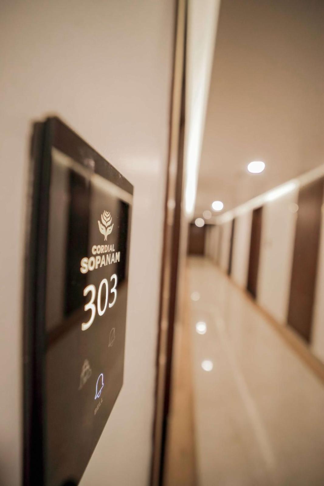 Hotel Cordial Sopanam トリバンドラム エクステリア 写真