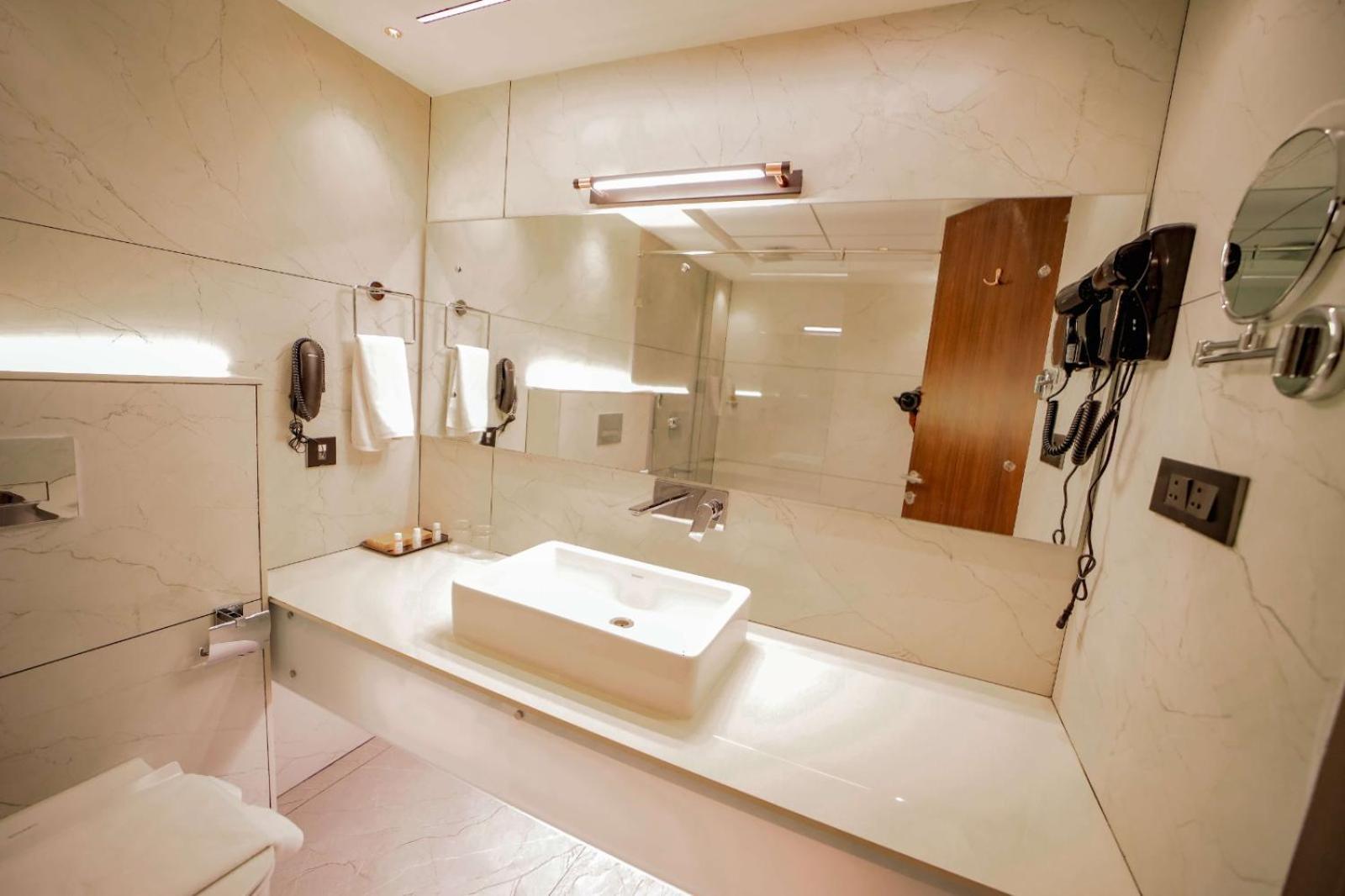 Hotel Cordial Sopanam トリバンドラム エクステリア 写真